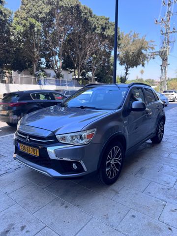 מיצובישי ASX