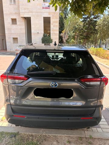 מודעת רכב טויוטה RAV4