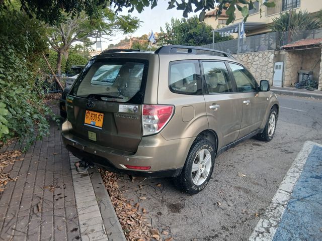 סובארו פורסטר