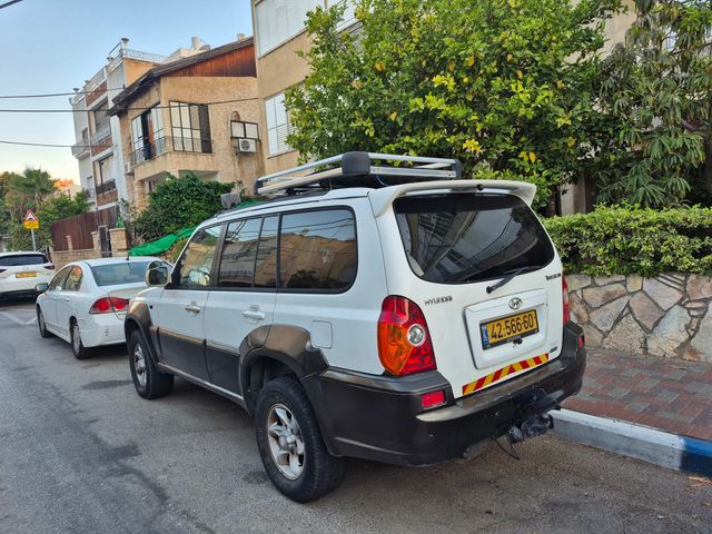 יונדאי טאראקן