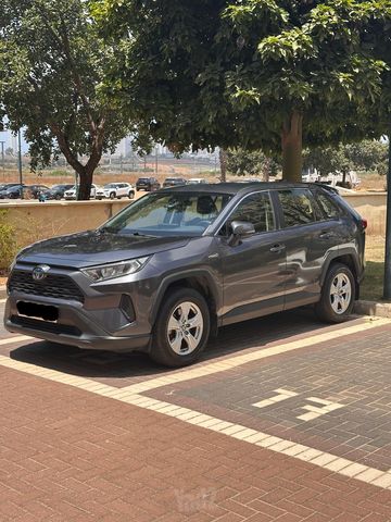 טויוטה RAV4