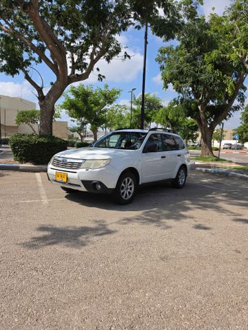 סובארו פורסטר