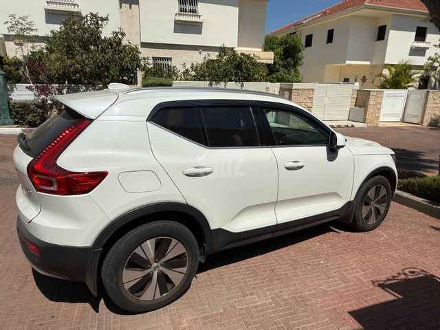 וולוו XC40