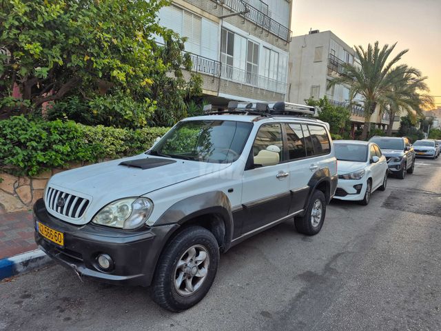 מודעת רכב יונדאי טאראקן