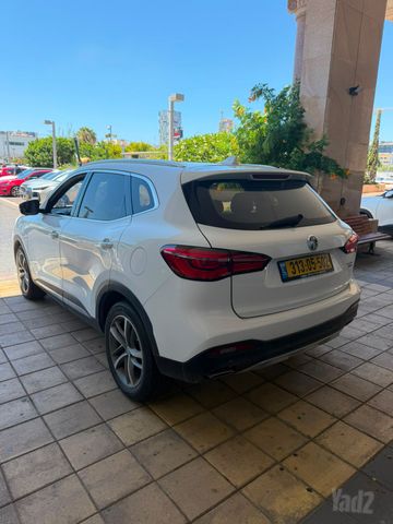 אם ג'י EHS PHEV