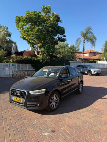 אאודי Q3