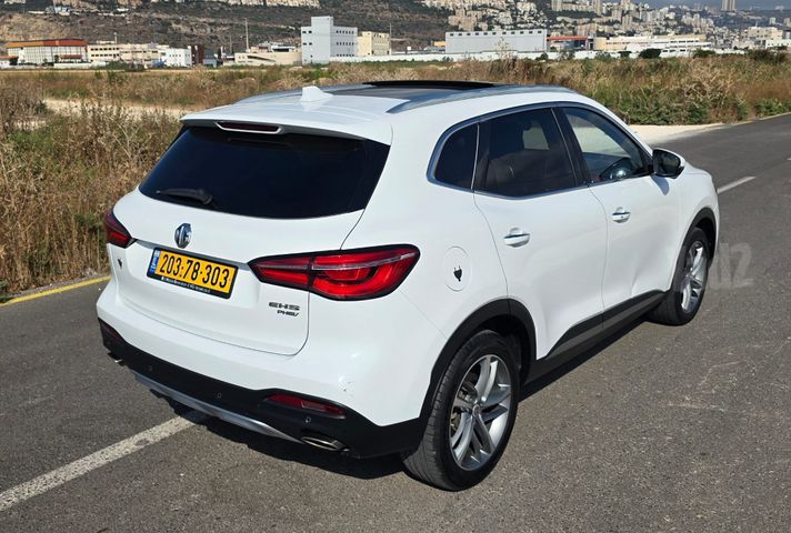 אם ג'י EHS PHEV