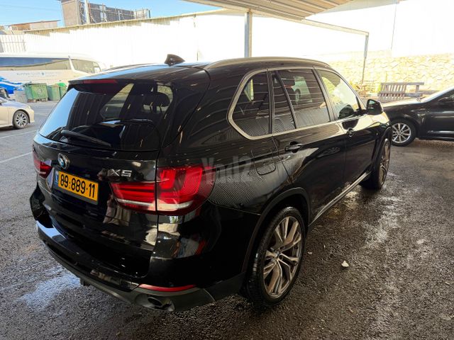 ב מ וו X5