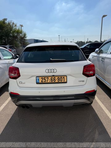 אאודי Q2