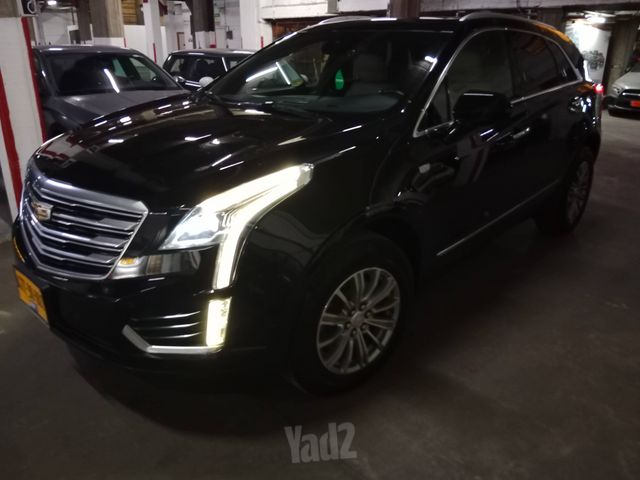 קאדילק XT5