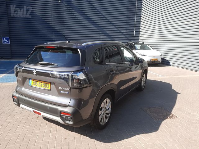 סוזוקי S-Cross