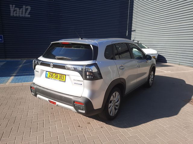 סוזוקי S-Cross