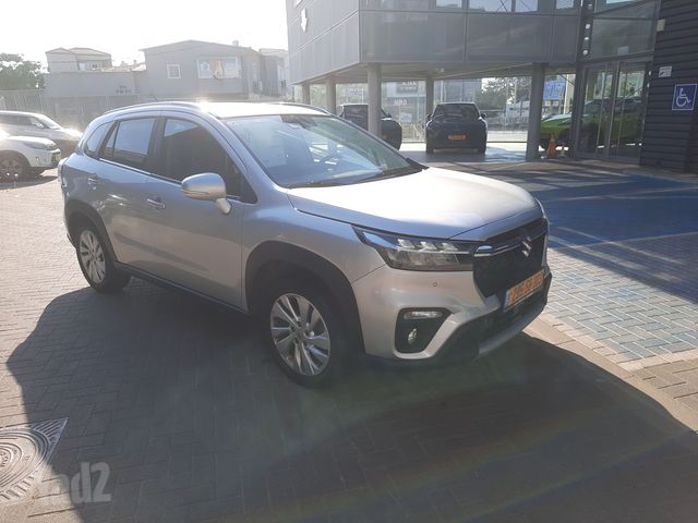 סוזוקי S-Cross