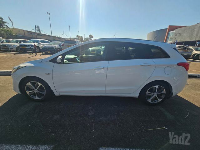 יונדאי i30