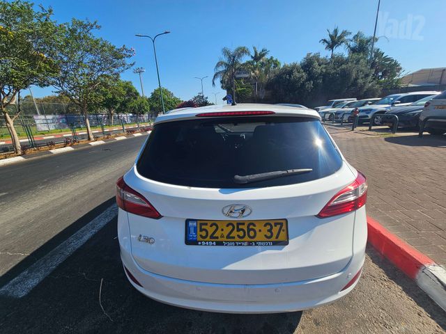 יונדאי i30