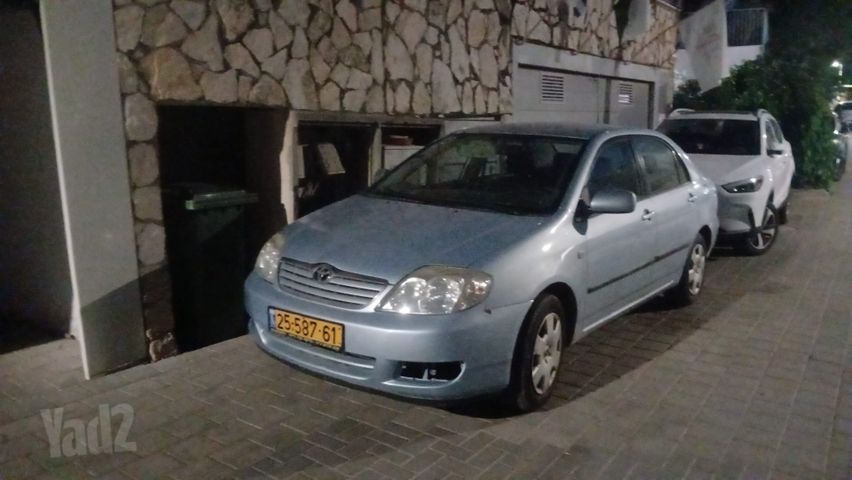 מודעת רכב טויוטה קורולה
