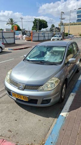 ניסאן טידה