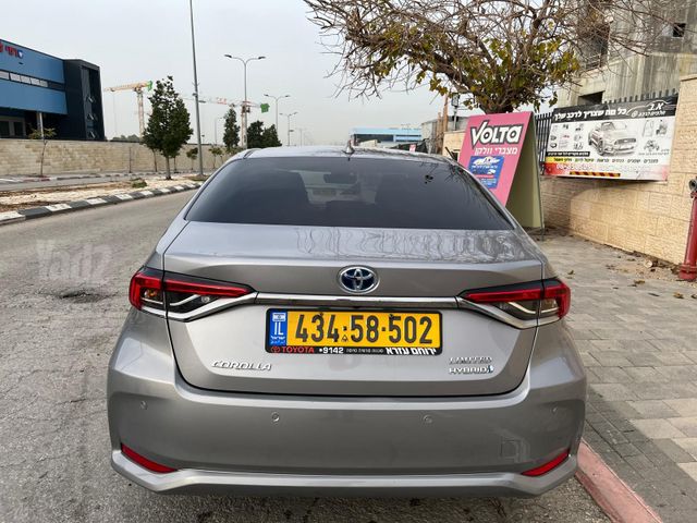 מודעת רכב טויוטה קורולה 1