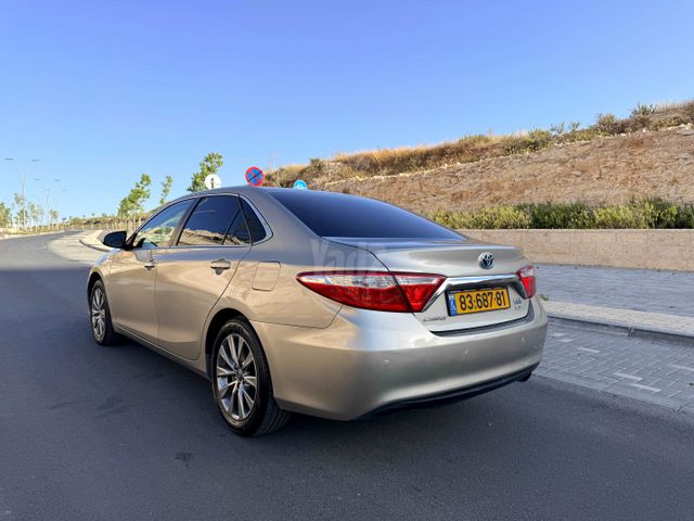 טויוטה קאמרי
