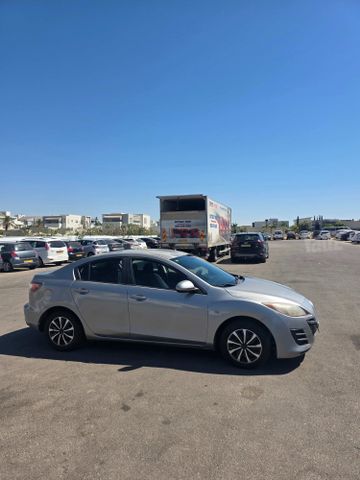 מודעת רכב מאזדה 3