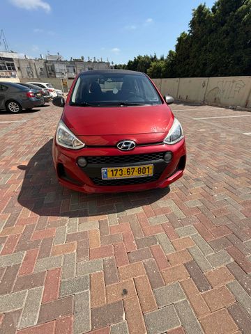 יונדאי i10