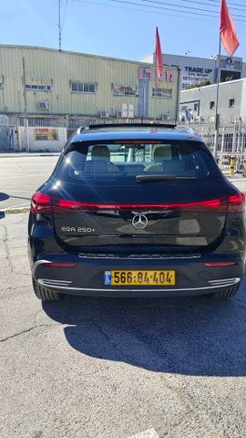 מרצדס-בנץ EQA