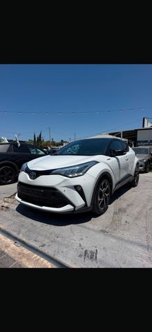 מודעת רכב טויוטה C-HR