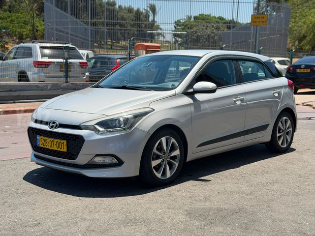 יונדאי i20