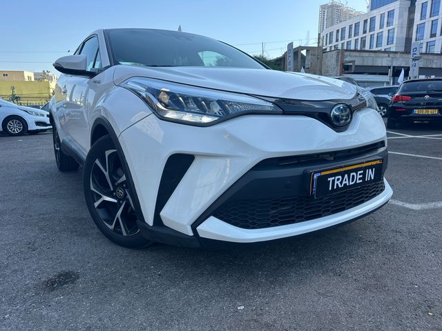 טויוטה C-HR