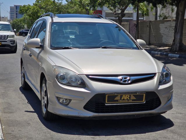 יונדאי i30