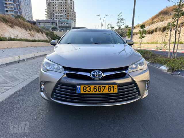 טויוטה קאמרי