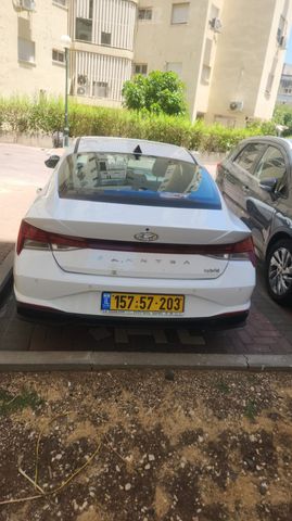 יונדאי אלנטרה