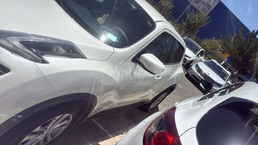 ניסאן ג'וק