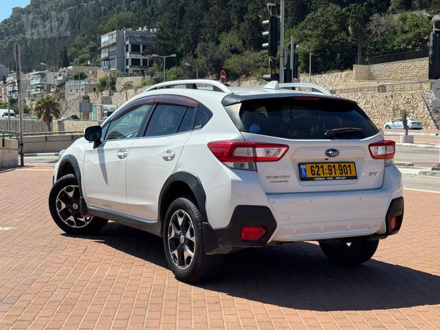 סובארו XV