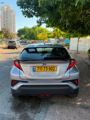 טויוטה C-HR