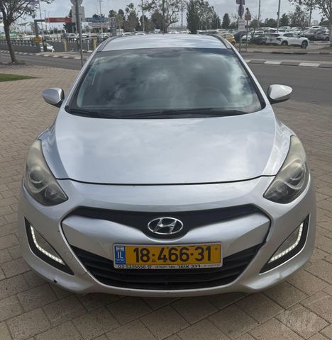 יונדאי i30