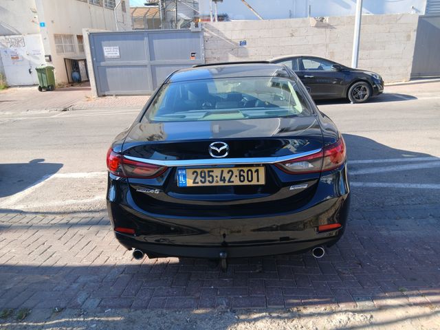 מאזדה 6