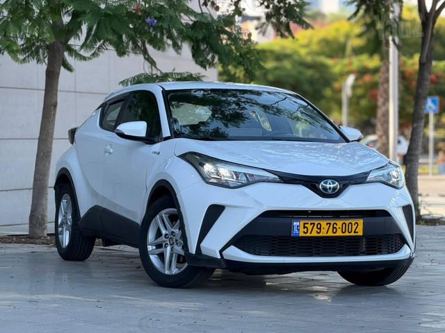 טויוטה C-HR