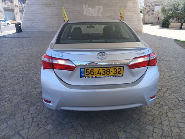 טויוטה קורולה