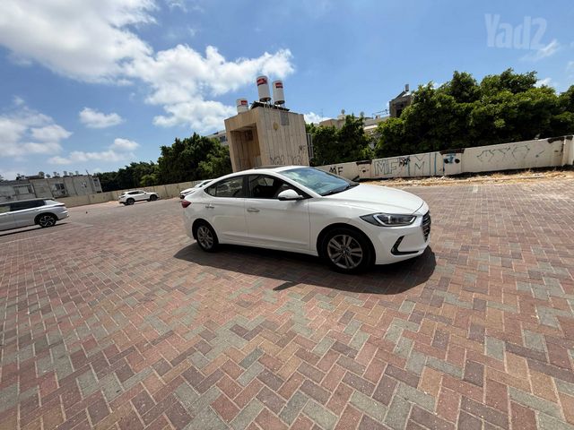 יונדאי אלנטרה