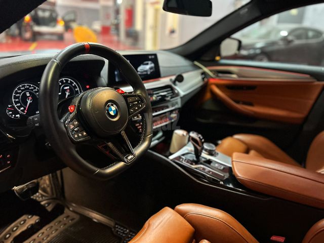 ב מ וו M5