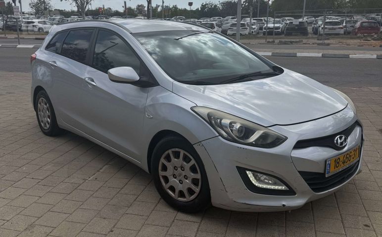 יונדאי i30