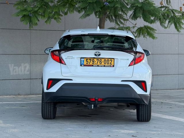 טויוטה C-HR