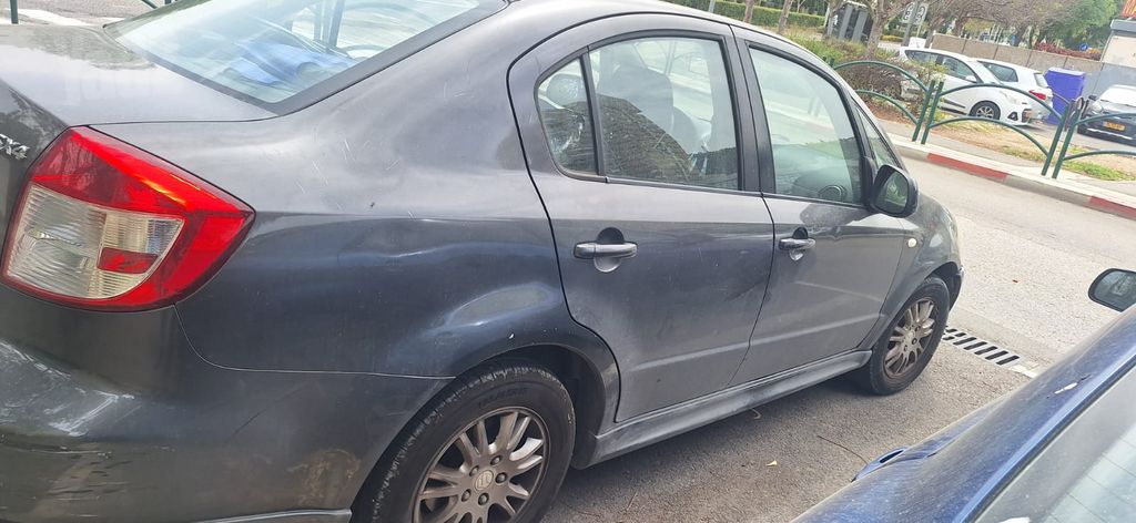 מודעת רכב סוזוקי SX4 1