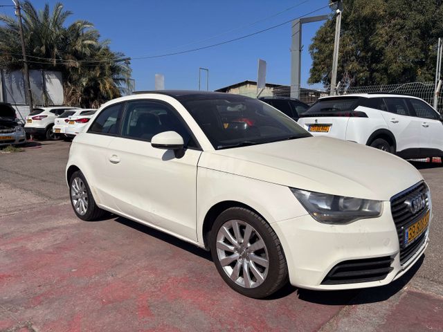אאודי A1