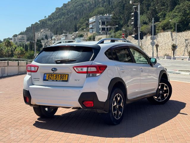 סובארו XV