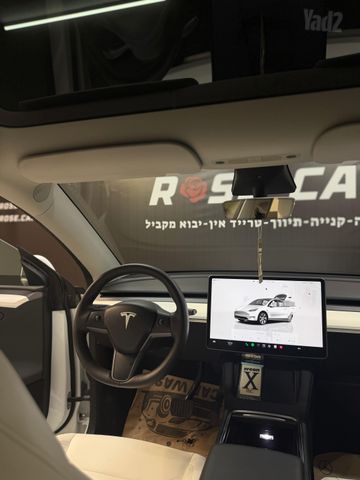 טסלה מודל Y