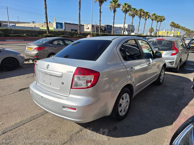סוזוקי SX4