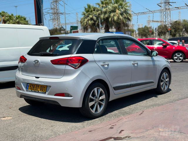 יונדאי i20
