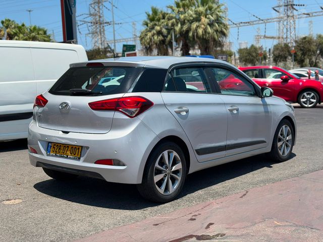 יונדאי i20